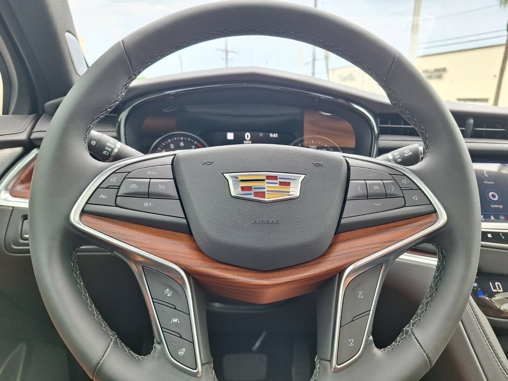 2026 Cadillac XT5 Premium Luxury