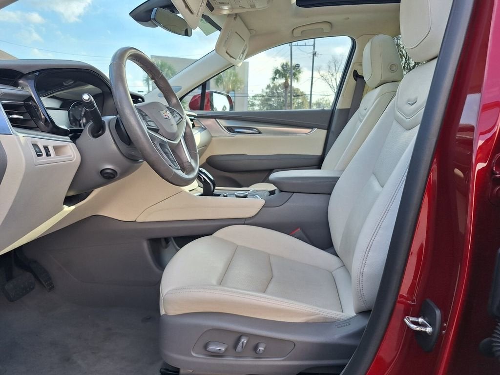 2023 Cadillac XT5 Premium Luxury