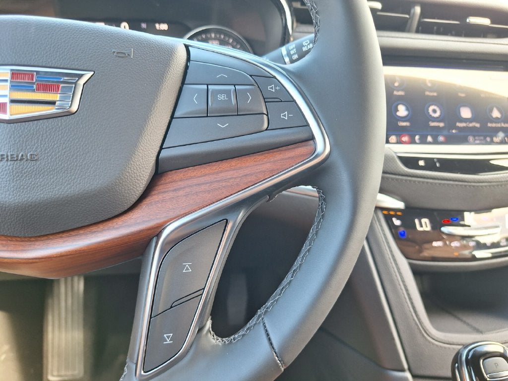 2026 Cadillac XT5 Premium Luxury