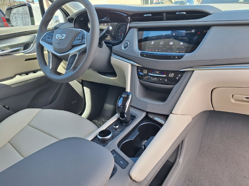 2026 Cadillac XT5 Premium Luxury