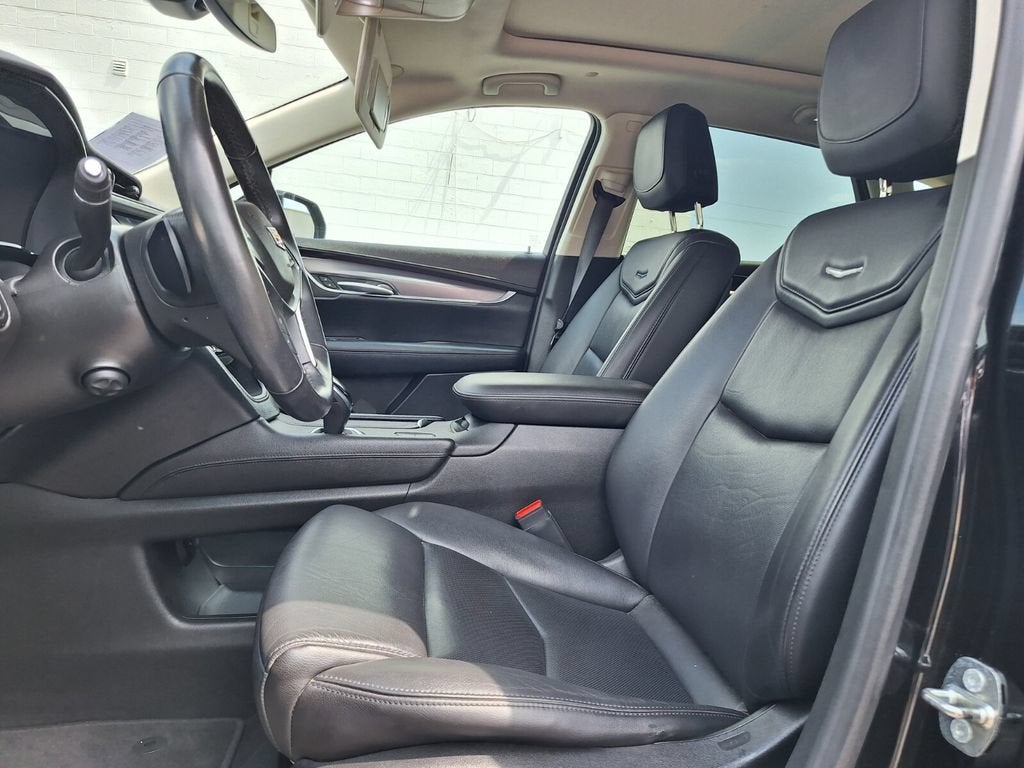 2018 Cadillac XT5 Premium Luxury FWD