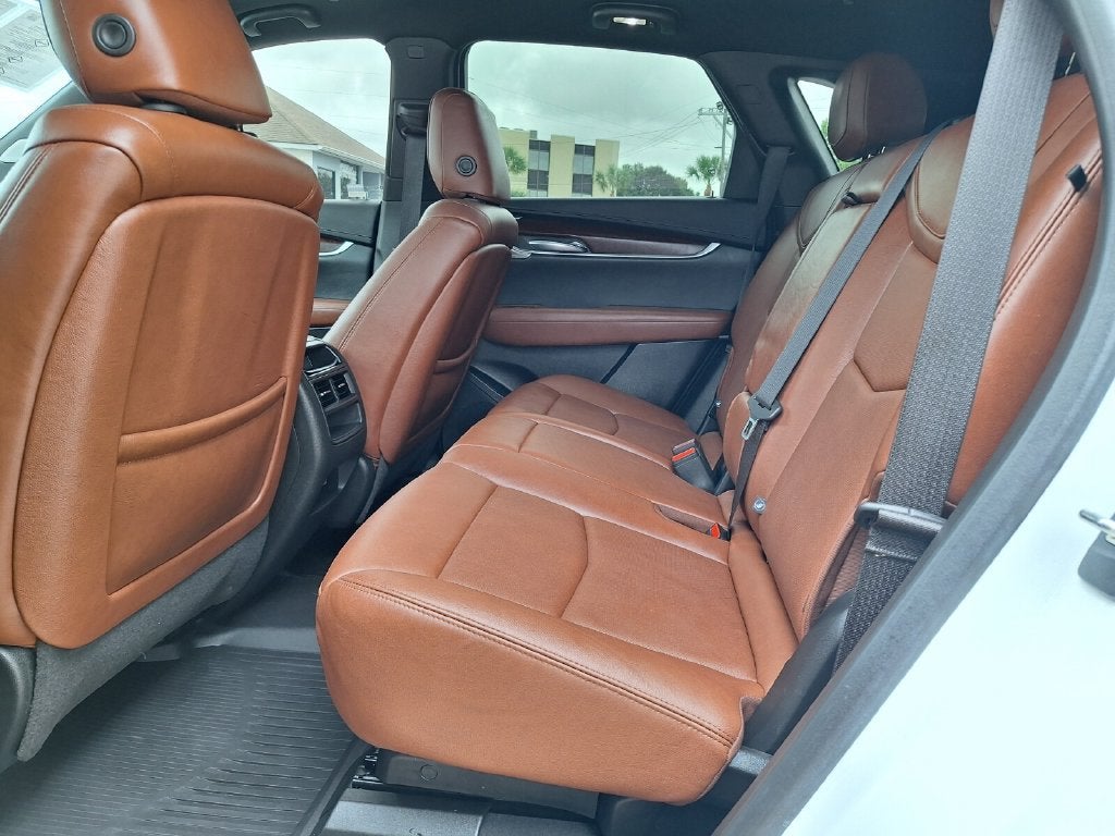 2023 Cadillac XT5 AWD Sport