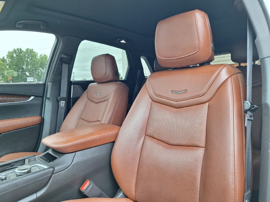 2023 Cadillac XT5 AWD Sport