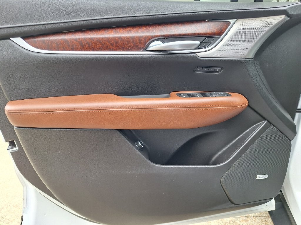 2023 Cadillac XT5 AWD Sport