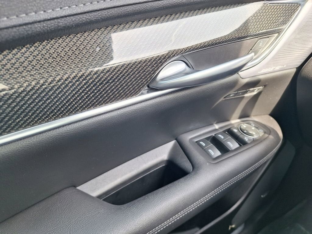 2023 Cadillac XT5 Sport