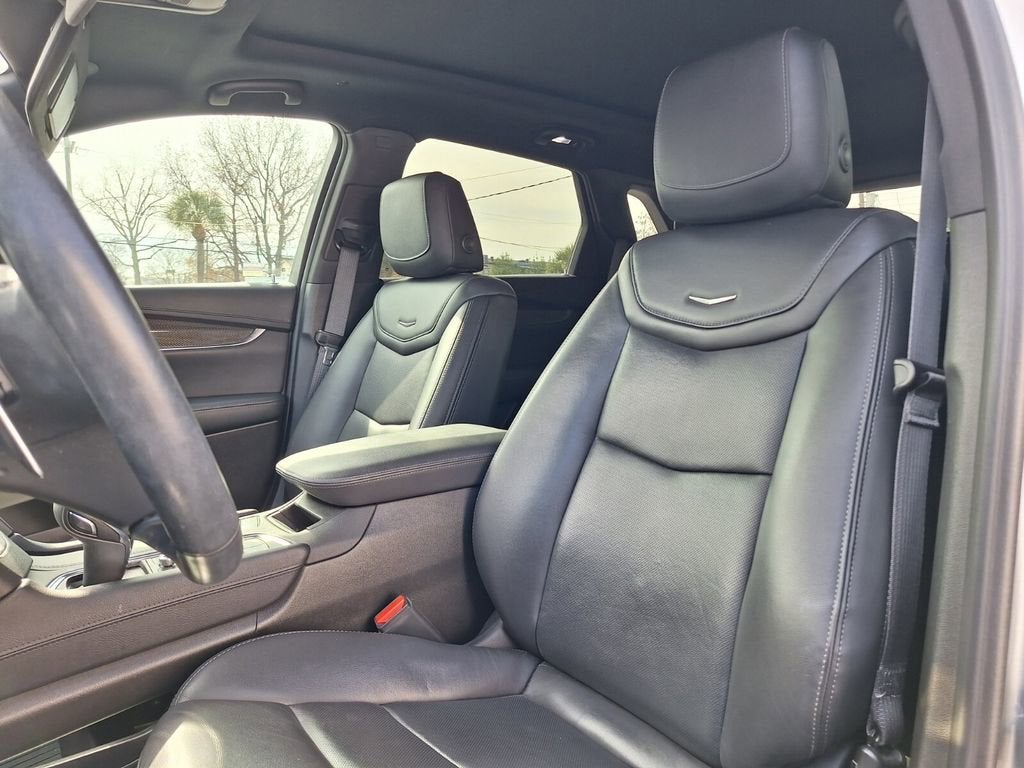 2023 Cadillac XT5 Sport