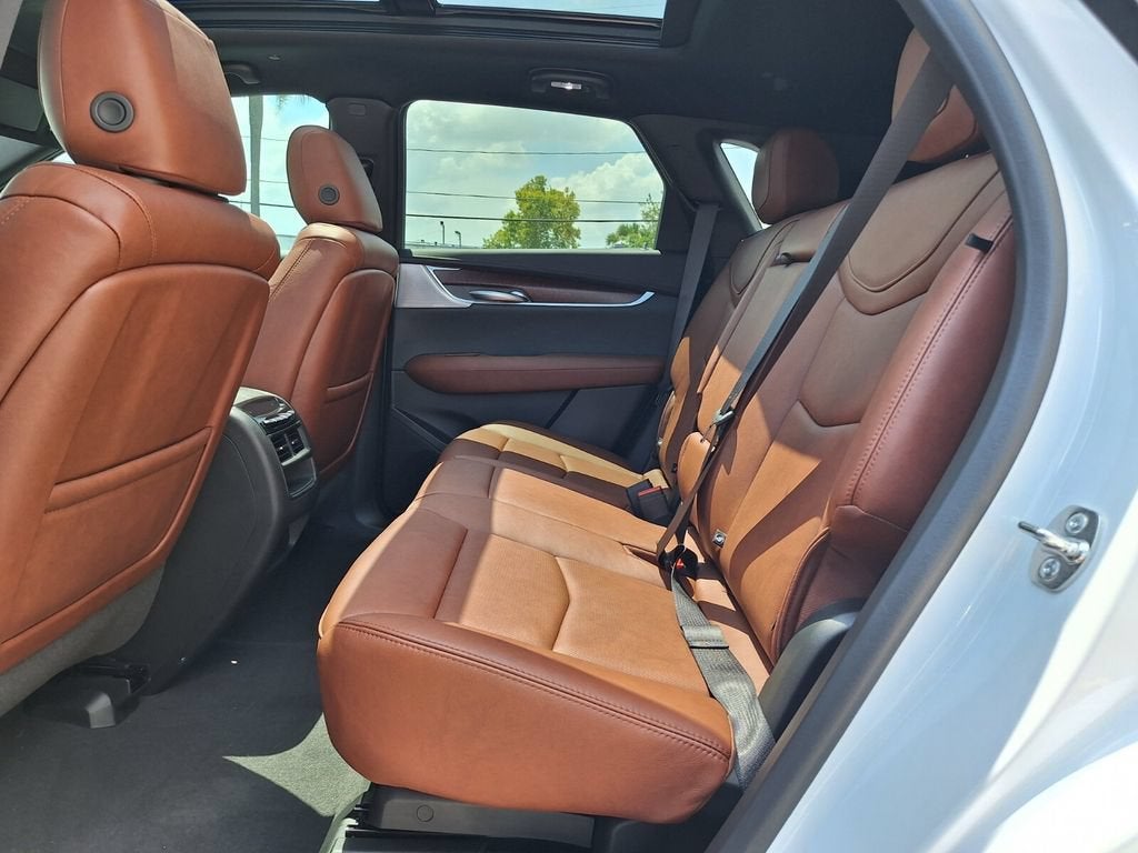 2026 Cadillac XT5 Sport