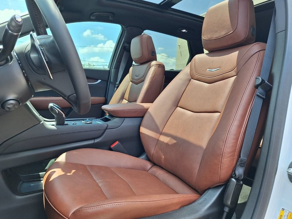 2026 Cadillac XT5 Sport