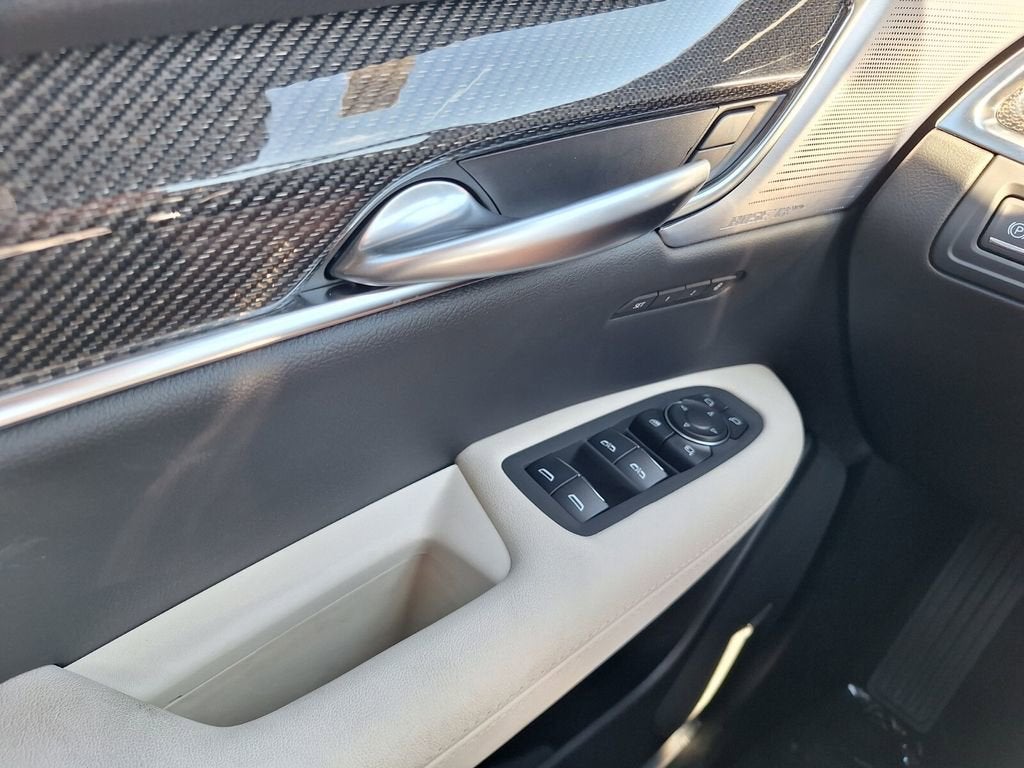 2026 Cadillac XT5 Sport