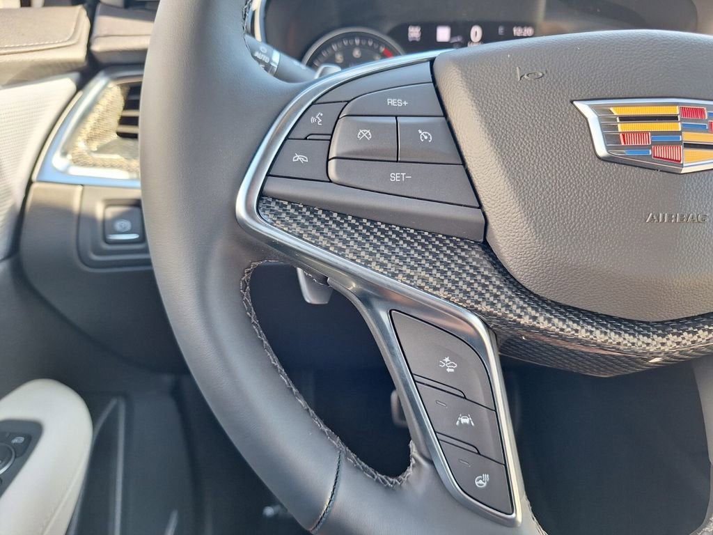 2026 Cadillac XT5 Sport