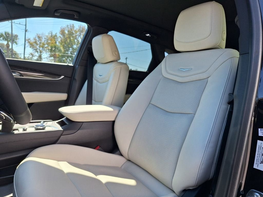 2026 Cadillac XT5 Sport