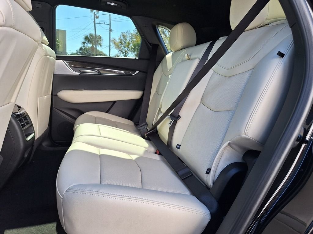 2026 Cadillac XT5 Sport