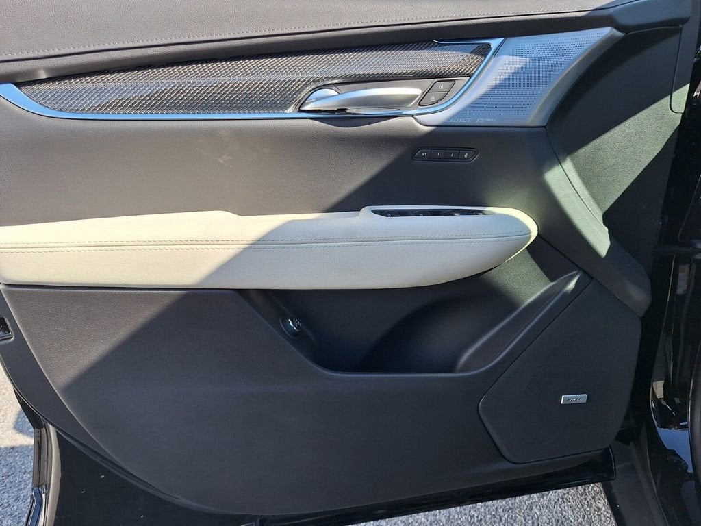 2026 Cadillac XT5 Sport