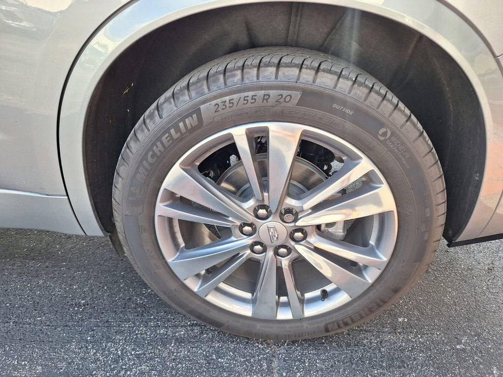 2025 Cadillac XT6 Premium Luxury