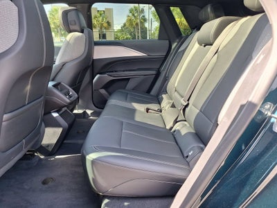 2024 Cadillac LYRIQ Tech