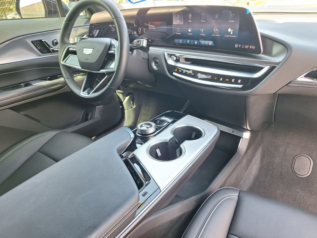 2024 Cadillac LYRIQ Tech