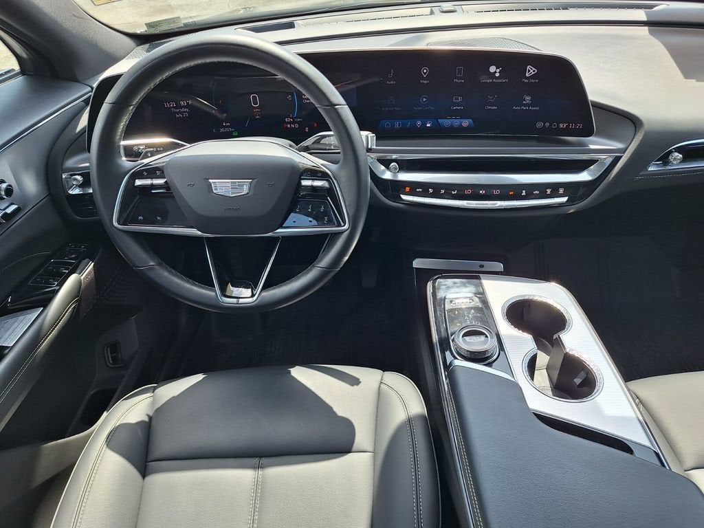 2024 Cadillac LYRIQ Tech