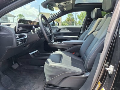 2024 Cadillac LYRIQ Tech
