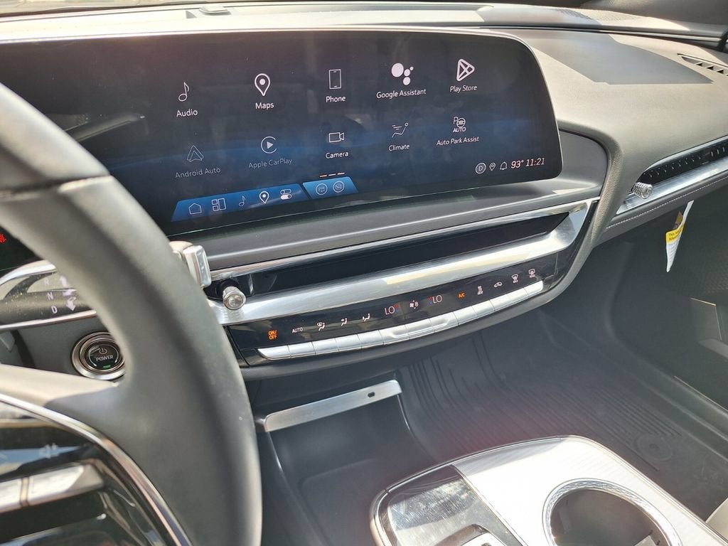 2024 Cadillac LYRIQ Tech