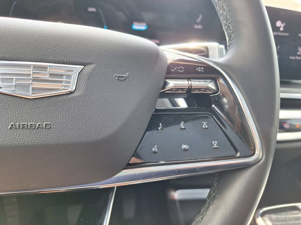 2024 Cadillac LYRIQ Tech
