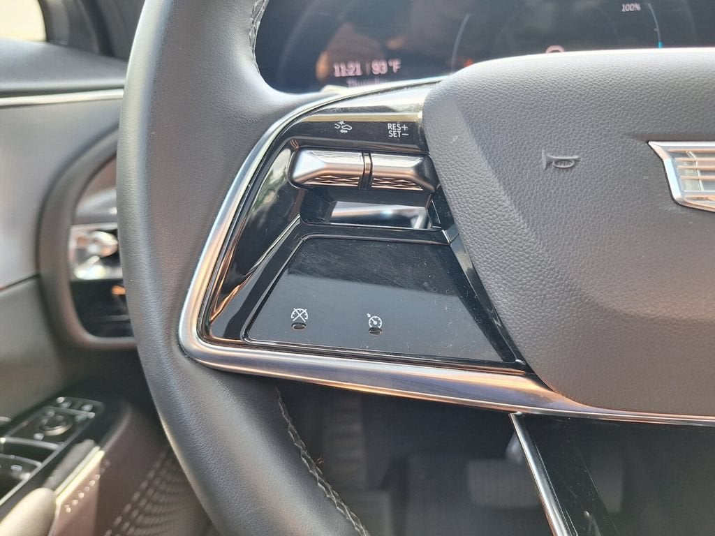 2024 Cadillac LYRIQ Tech