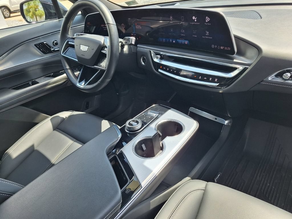 2024 Cadillac LYRIQ Tech