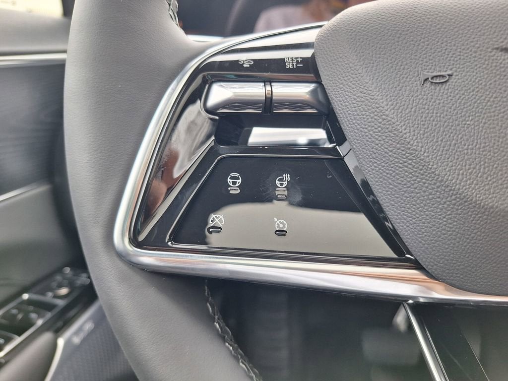 2026 Cadillac LYRIQ Premium Luxury