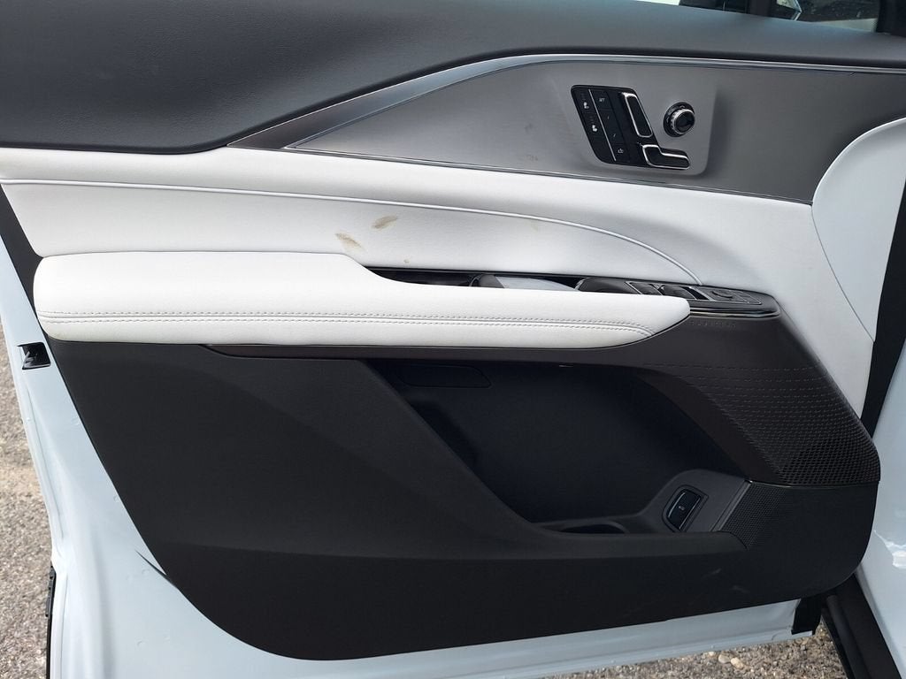 2027 Cadillac LYRIQ Sport