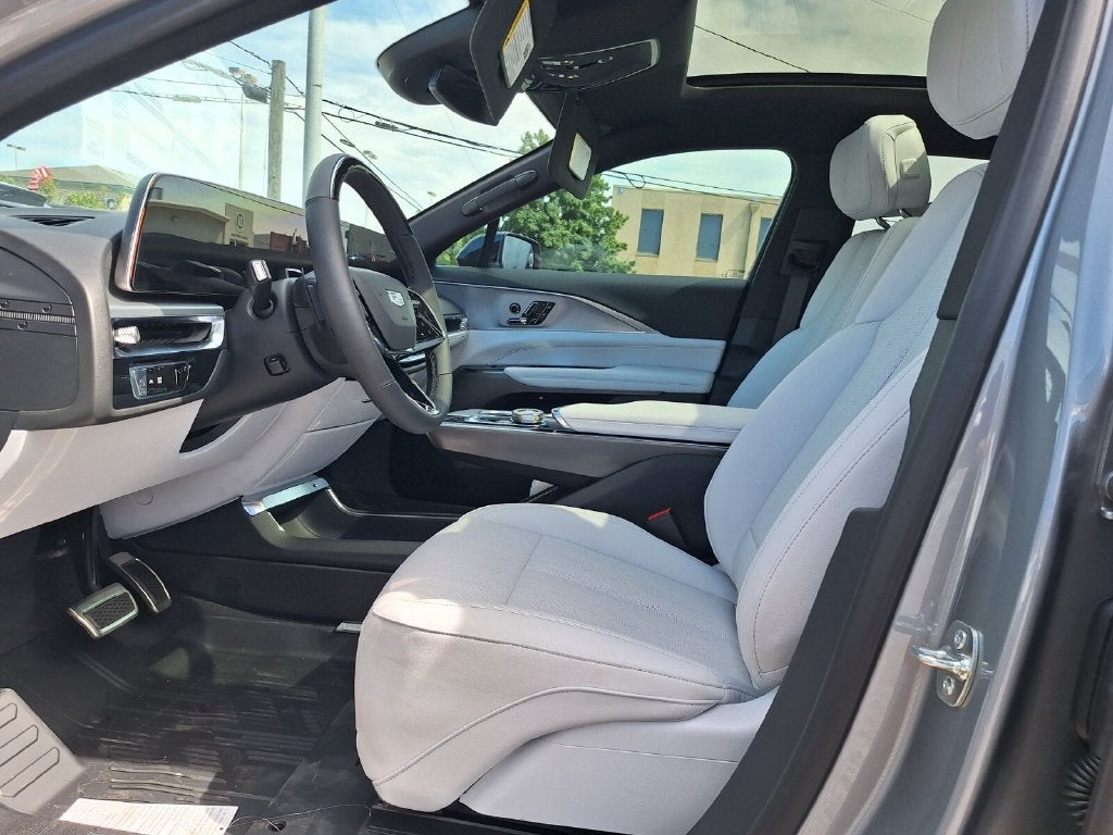2027 Cadillac LYRIQ Sport