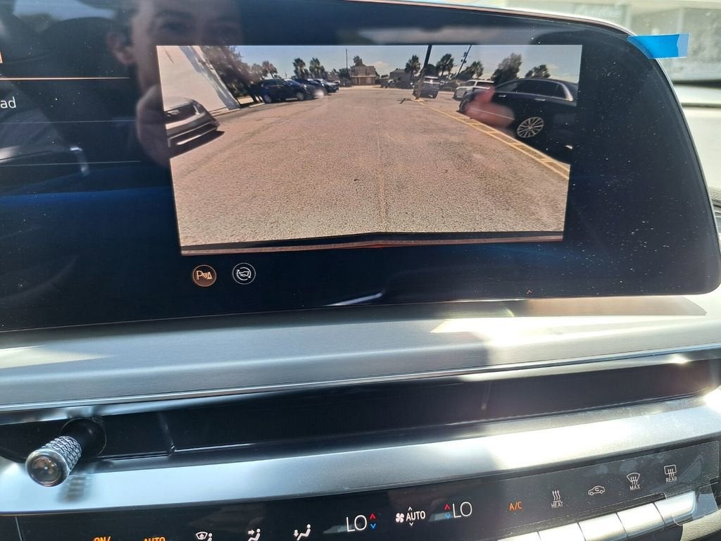 2025 Cadillac LYRIQ Sport 1