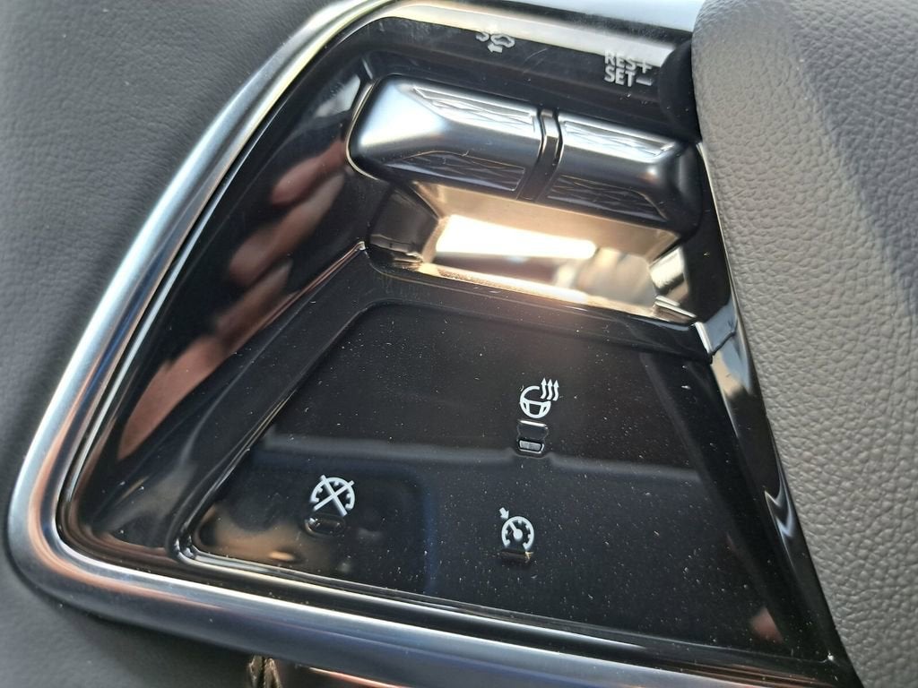 2025 Cadillac LYRIQ Sport 1