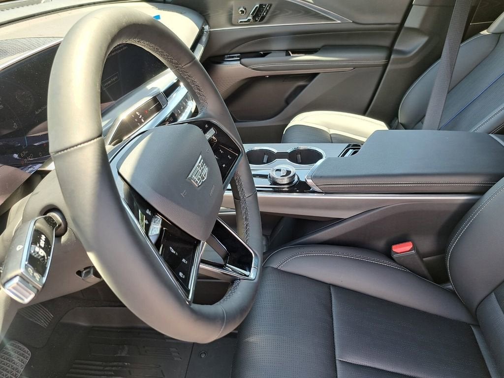 2025 Cadillac LYRIQ Sport 1