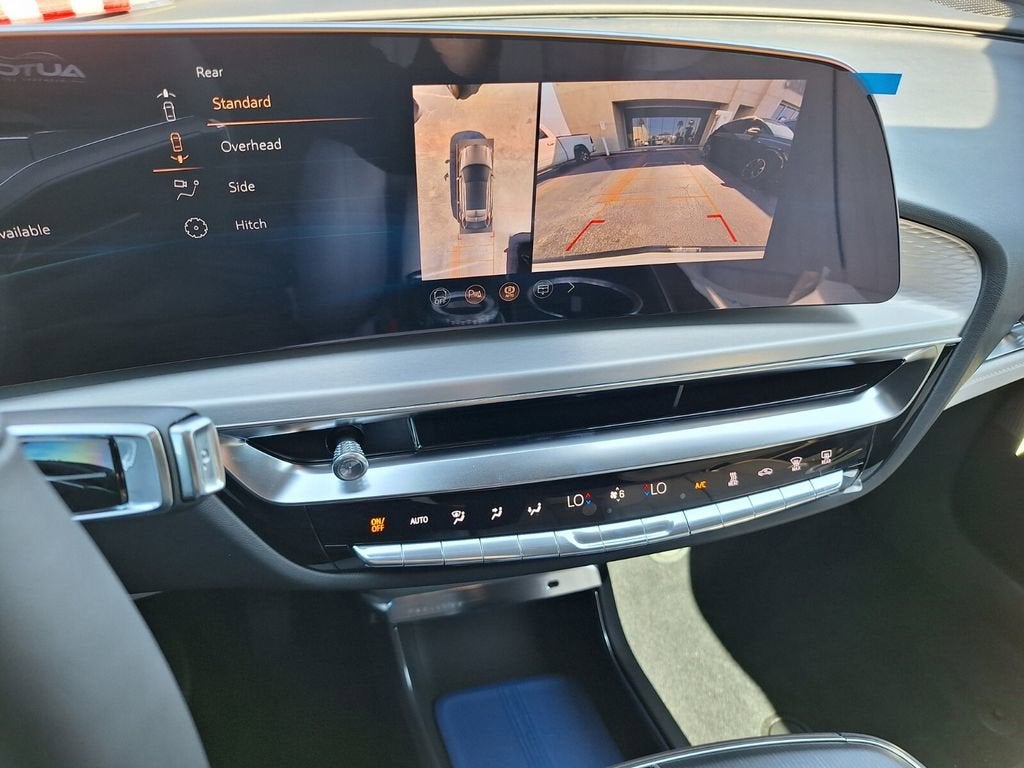 2026 Cadillac LYRIQ Premium Sport