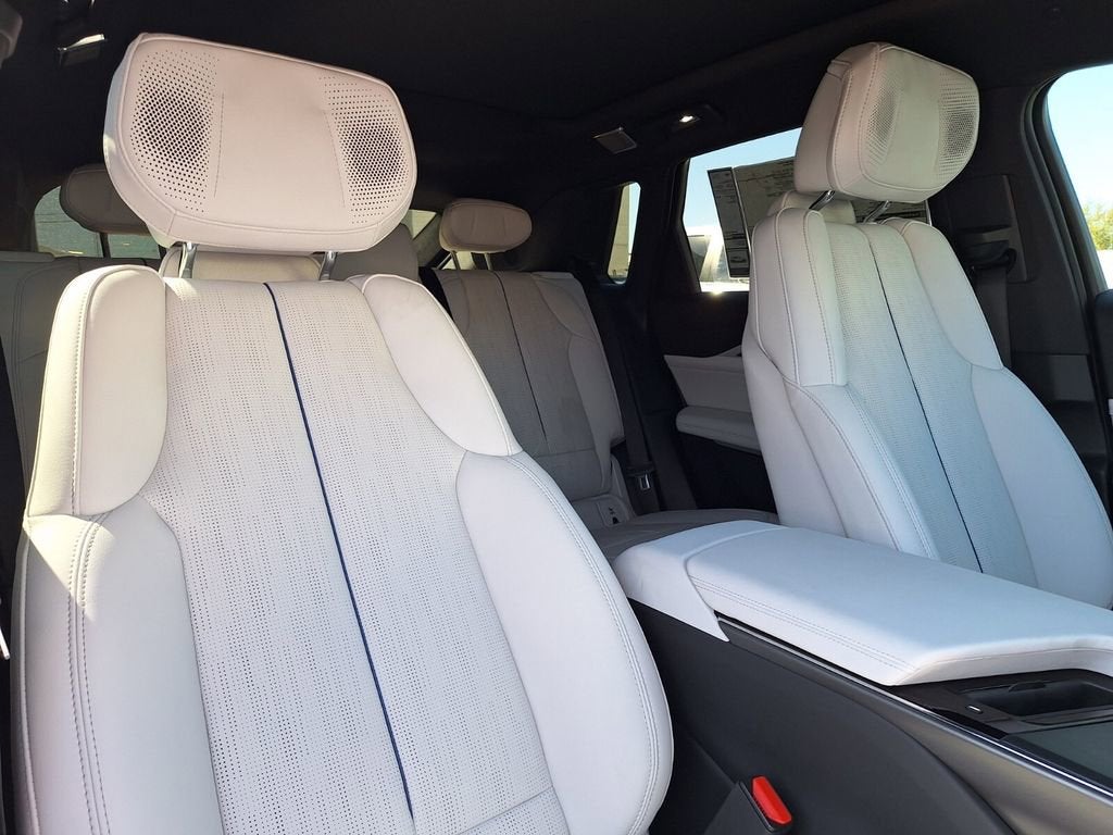 2026 Cadillac LYRIQ Premium Sport