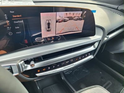 2027 Cadillac LYRIQ Signature Sport
