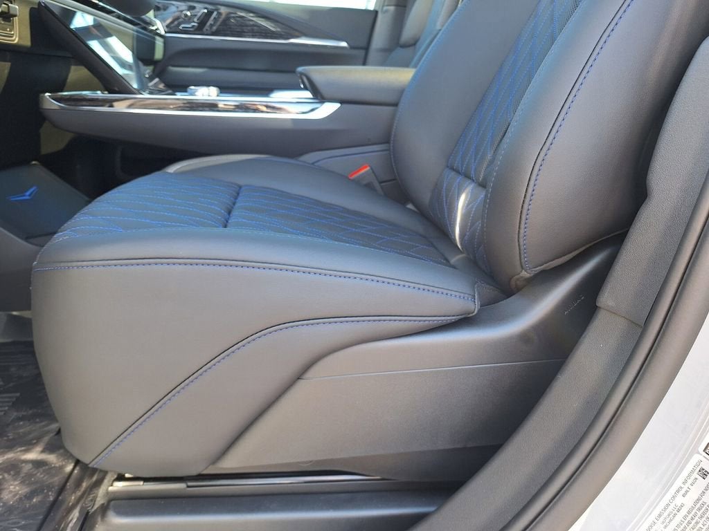 2026 Cadillac ESCALADE IQL Luxury