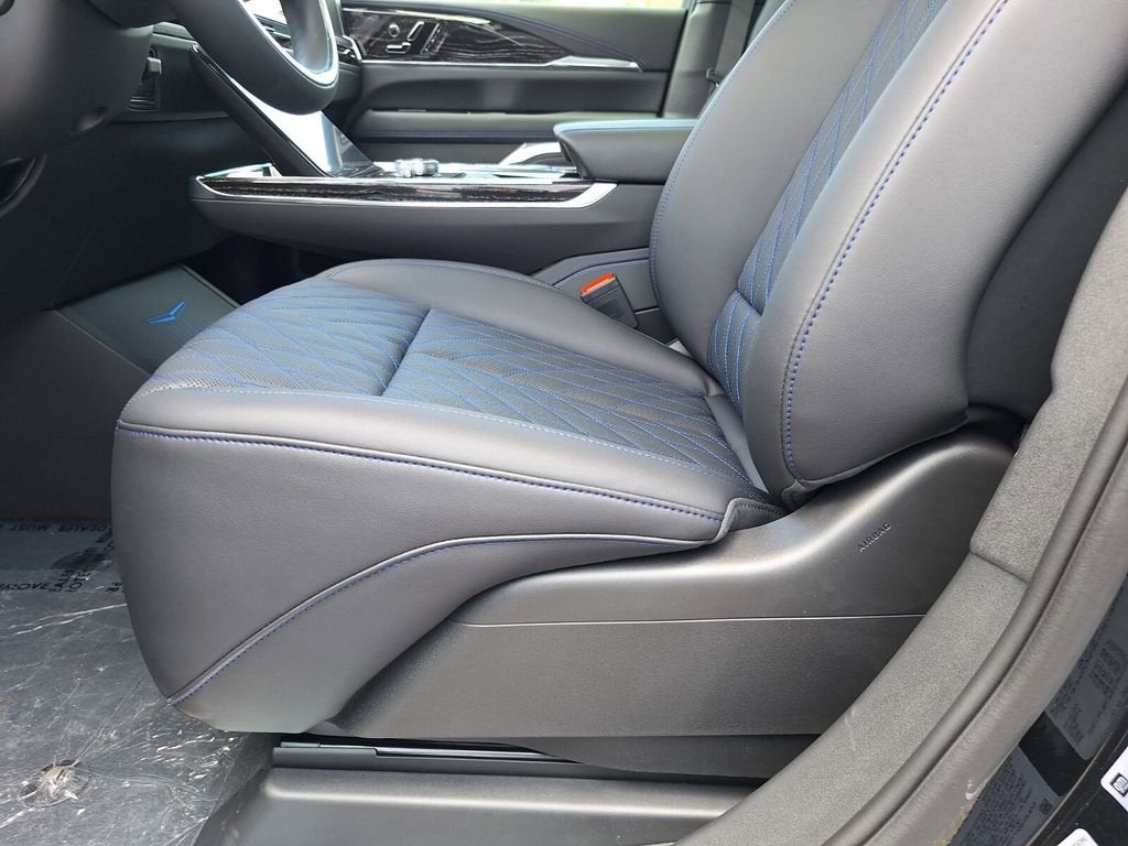 2026 Cadillac ESCALADE IQL Luxury