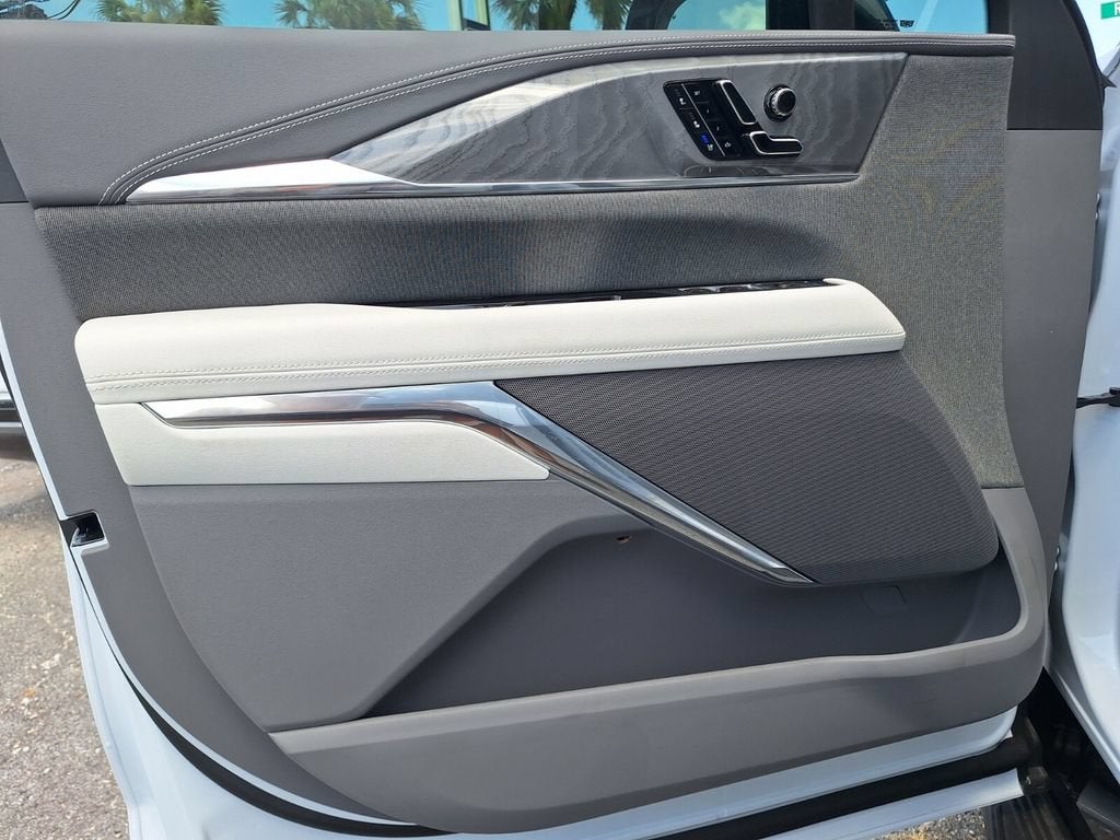 2026 Cadillac ESCALADE IQL Luxury