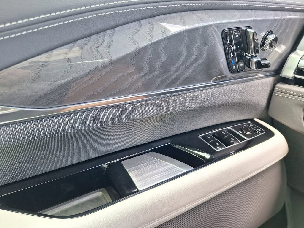 2026 Cadillac ESCALADE IQL Luxury