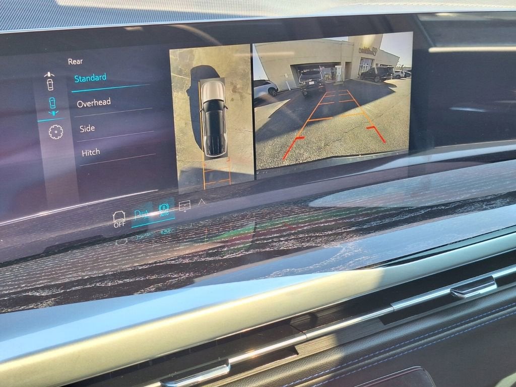 2026 Cadillac ESCALADE IQL Sport