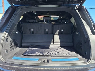 2026 Cadillac ESCALADE IQL Sport