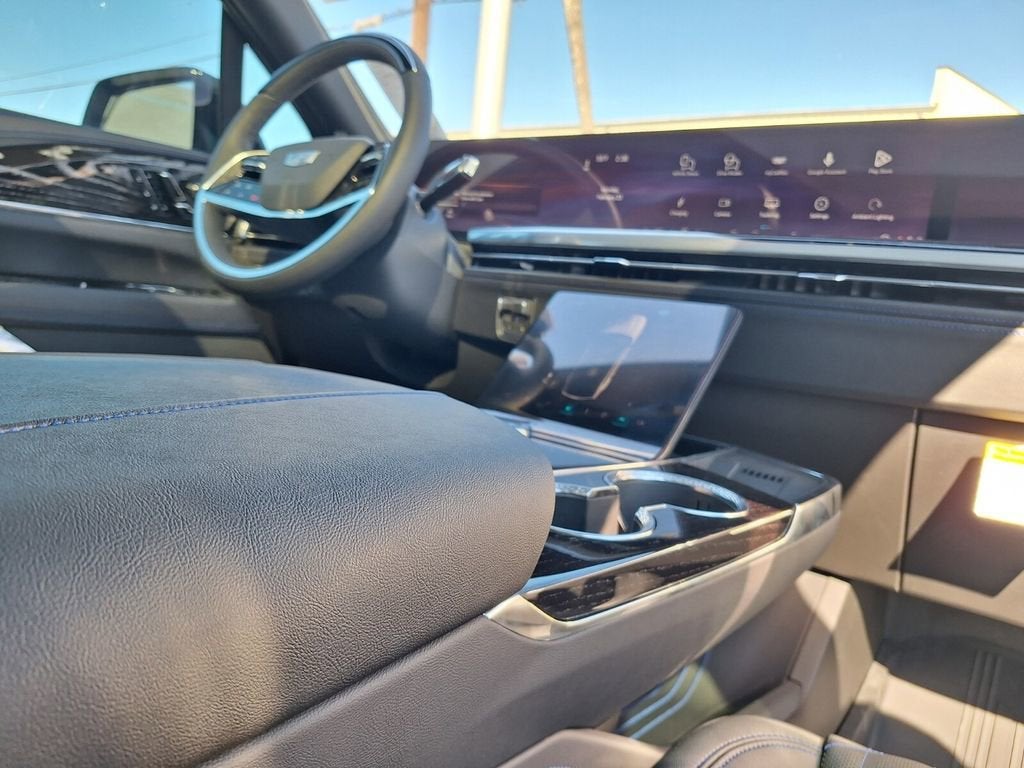 2026 Cadillac ESCALADE IQL Sport