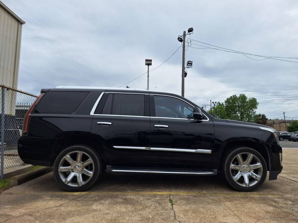 2017 Cadillac Escalade Luxury