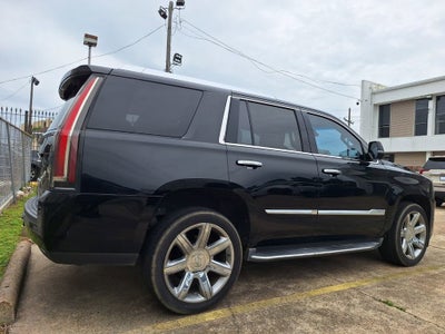 2017 Cadillac Escalade Luxury