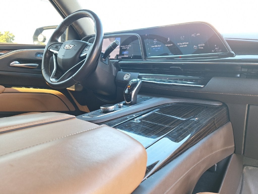 2022 Cadillac Escalade Premium Luxury