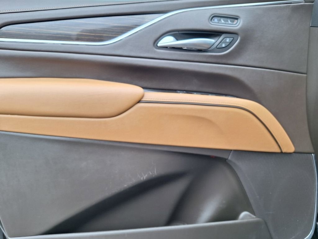 2022 Cadillac Escalade Premium Luxury