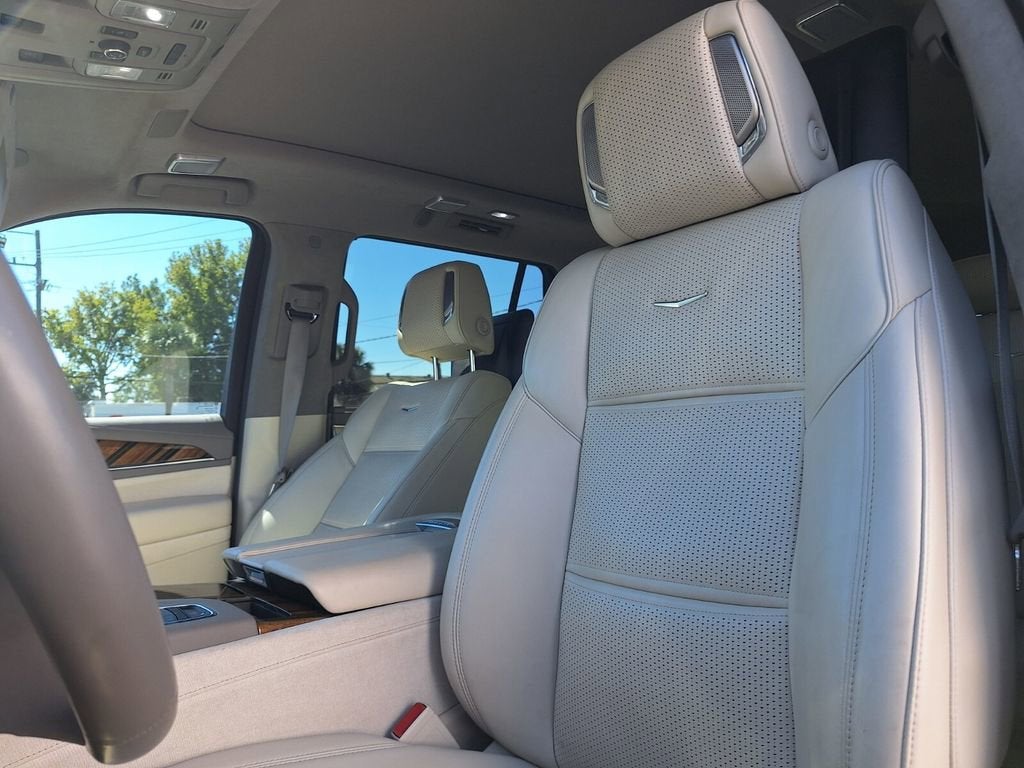 2023 Cadillac Escalade Premium Luxury Platinum