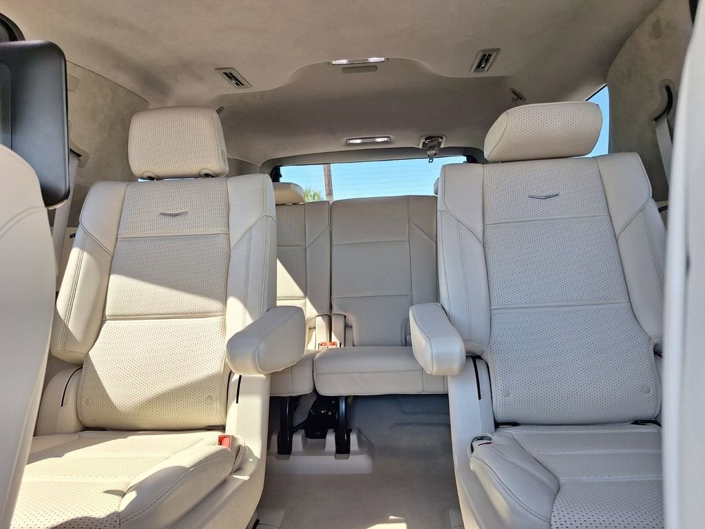 2023 Cadillac Escalade Premium Luxury Platinum