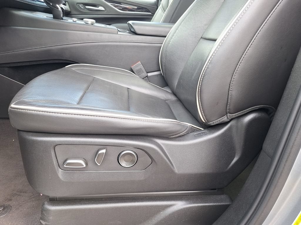 2024 Cadillac Escalade Sport - Photo 36