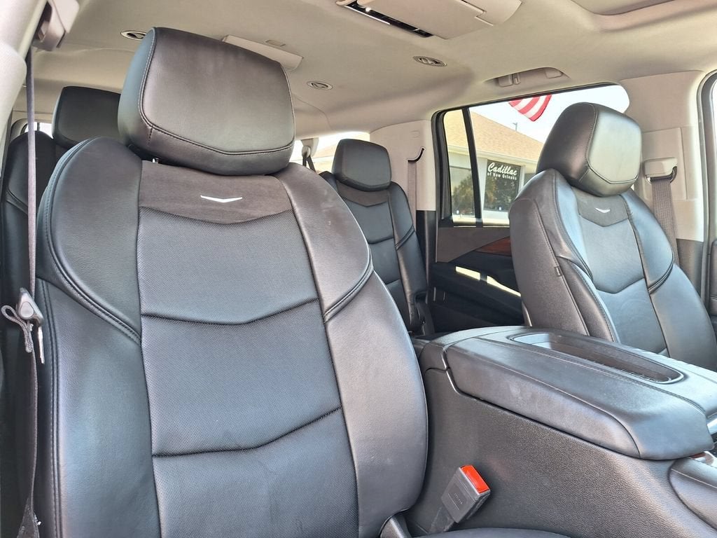 2018 Cadillac Escalade ESV Luxury
